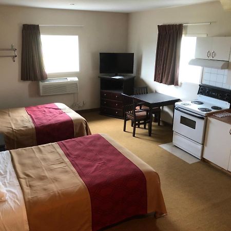 Econo Lodge Inn & Suites Innisfail Zewnętrze zdjęcie