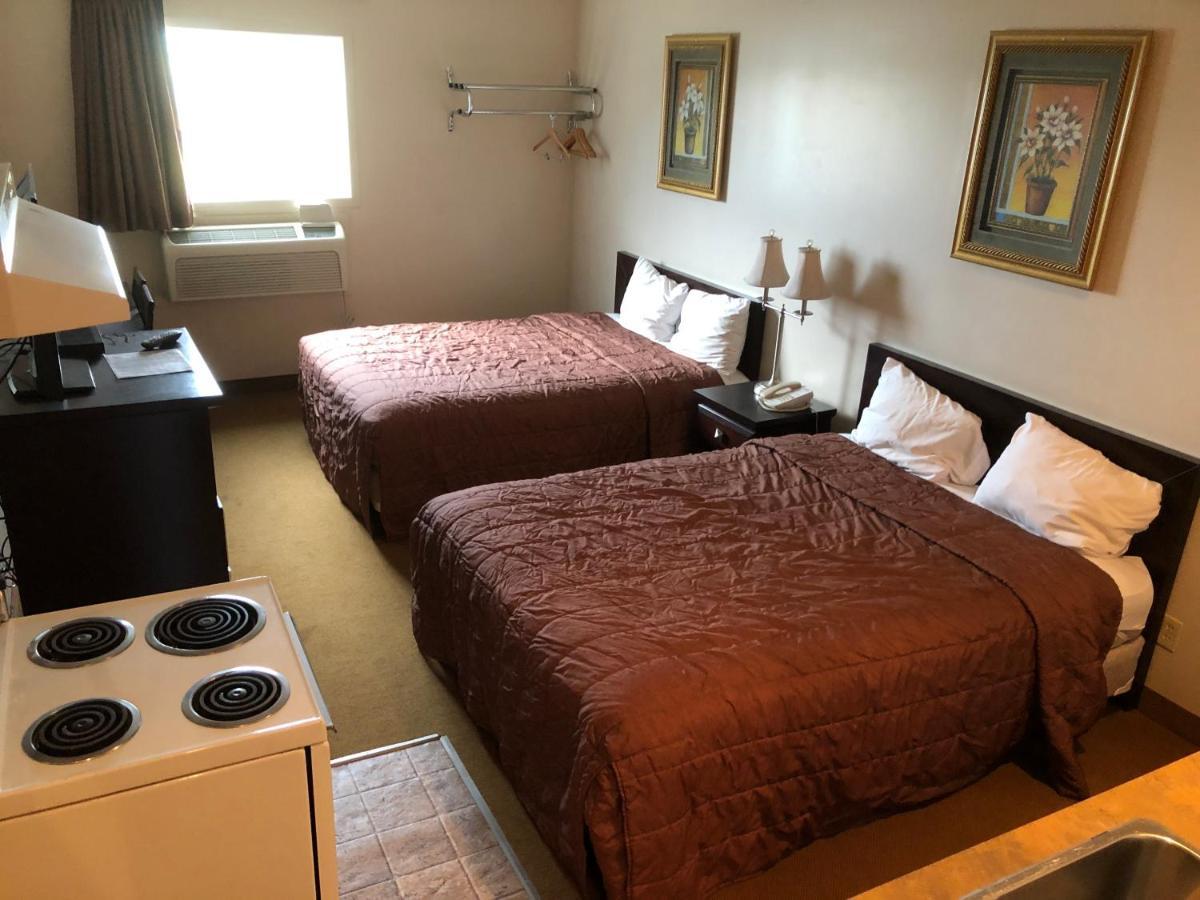 Econo Lodge Inn & Suites Innisfail Zewnętrze zdjęcie