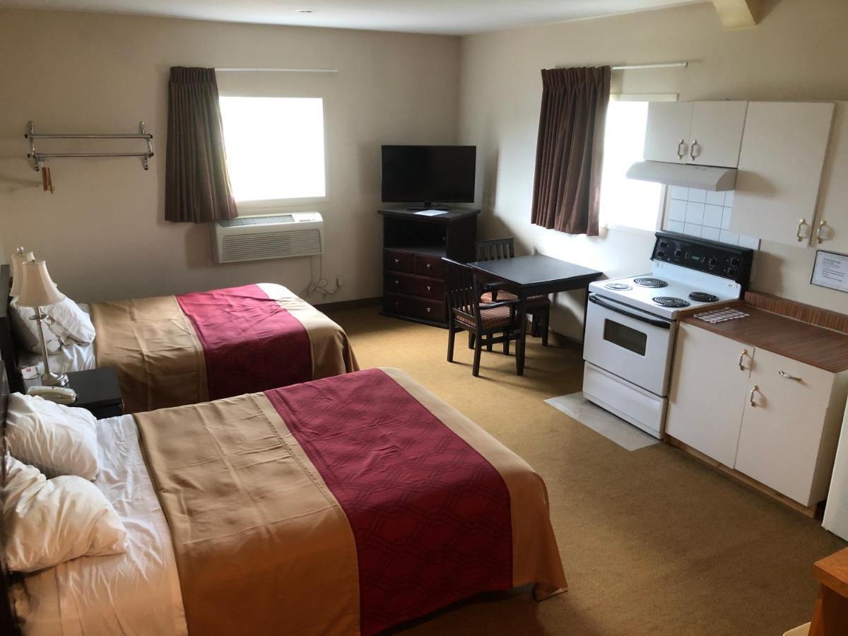 Econo Lodge Inn & Suites Innisfail Zewnętrze zdjęcie