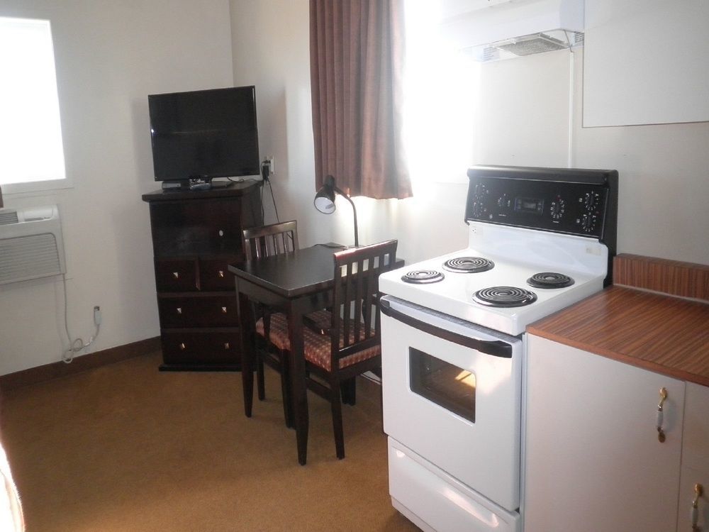 Econo Lodge Inn & Suites Innisfail Zewnętrze zdjęcie