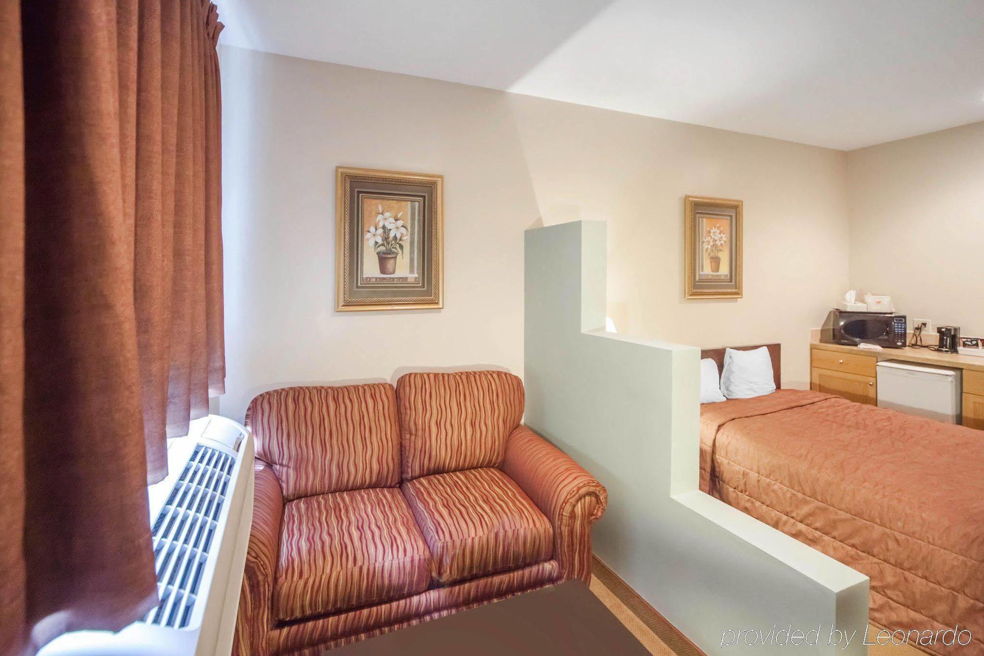 Econo Lodge Inn & Suites Innisfail Zewnętrze zdjęcie