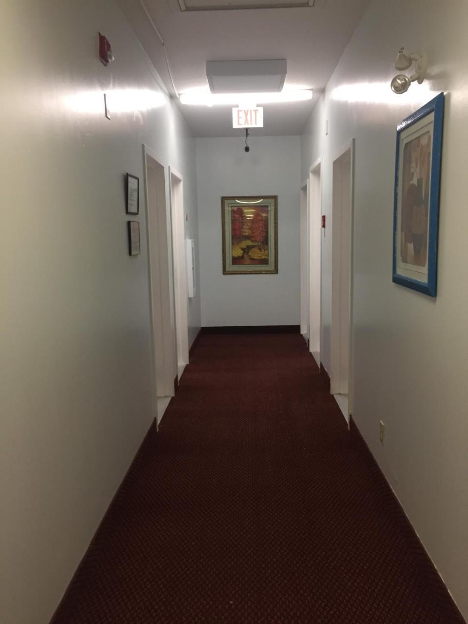 Econo Lodge Inn & Suites Innisfail Zewnętrze zdjęcie