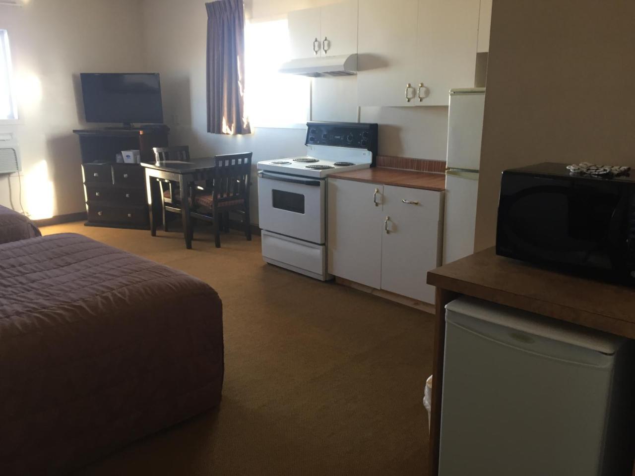 Econo Lodge Inn & Suites Innisfail Zewnętrze zdjęcie