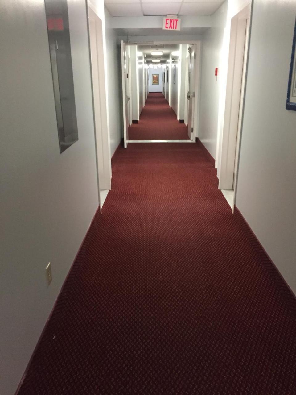 Econo Lodge Inn & Suites Innisfail Zewnętrze zdjęcie